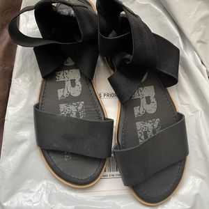 SOREL Ella Sandals 6.5 Black